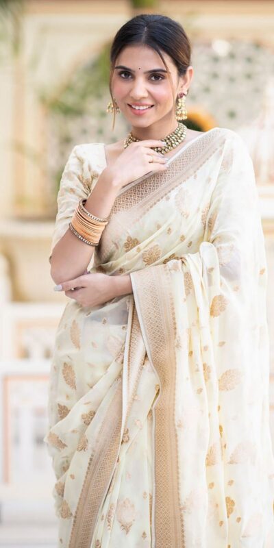 KPR 190 White Soft Lichi Silk Jacquard Work Saree with Designer Work Wedding, Party, Festive, Events, Deal ₹1399. Delivery 4-6 Working Days. Shop now. | Sarees, Bollywood Sarees, Creative Sarees, Designer Sarees, Embroidered Sarees, Ethnic Saree, Modern Digital sarees, Party Wear Sarees