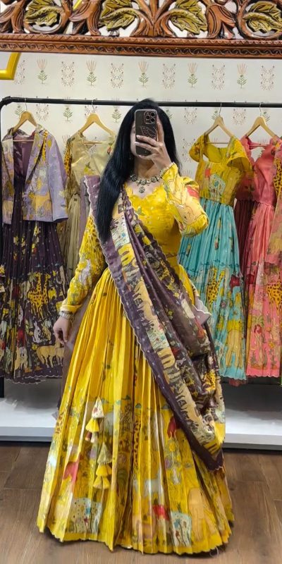 PC 539 Yellow Color Cotton Lehenga Choli with Kalamkari Print. Exclusive Offer ₹2049. Delivery 4-6 Working Days. Shop now. | Lehenga, Bollywood Lehenga, Creative Lehenga, Designer Lehenga, Embroidered Lehenga, Party Wear Lehenga