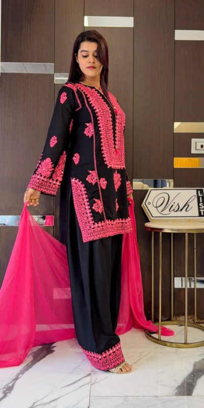 SRK 5308 Black Natural Crep Silk with Mirror Work & Embroidery Work Salwar Suit . Now at just ₹1899. Delivery 4-6 Working Days. Shop now. | Lehenga, Bollywood Lehenga, Creative Lehenga, Designer Lehenga, Embroidered Lehenga, Party Wear Lehenga