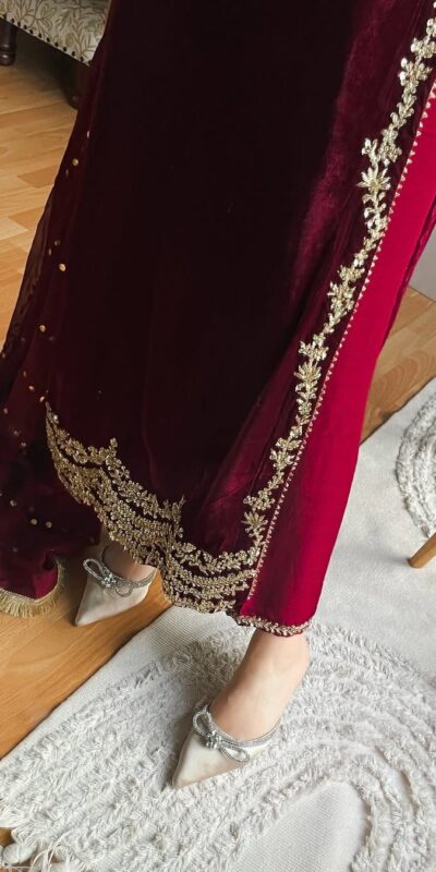 SRK 5307 Maroon Viscose Velvet Salwar Suit with Embroidery Work & Lace Work. Special Price ₹2149. Delivery 4-6 Working Days. Shop now. | Jump Suits, Tops & Bottoms, Track Suits, Party Wear Lehenga, Salwar suit, Casual Suits, Creative suits, Designer Suits, Palazzo Suits, Party Wear Suits, Patiala Suits, Straight Suits, Trendy Wear