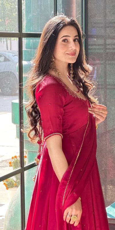 ZF 427 Red Fendy Silk Gown Perfect for Wedding, Party, Haldi, Reception, Holi – . Now at just ₹2099. Delivery 4-6 Working Days. Shop now. | Gowns, Bollywood Gowns, Creative Gowns, Designer Gowns, Embroidered Gowns, Party Wear Gowns