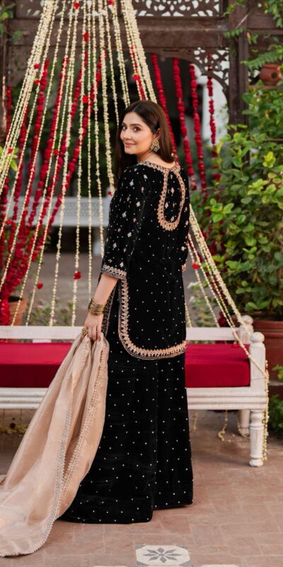 KD 1536 Black Viscose Velvet Thread Sequence Work Salwar Suit Wedding, Party, Festive, Events, Special Price ₹2399. Delivery 4-6 Working Days. Shop now. | Jump Suits, Tops & Bottoms, Track Suits, Salwar suit, Casual Suits, Creative suits, Designer Suits, Palazzo Suits, Party Wear Suits, Patiala Suits, Straight Suits, Trendy Wear