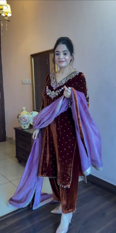 LG 2039 Brown Velvet Salwar Suit with Bead Work & Embroidery Work. Best Price ₹1999. Delivery 4-6 Working Days. Shop now. | Jump Suits, Tops & Bottoms, Track Suits, Salwar suit, Casual Suits, Creative suits, Designer Suits, Palazzo Suits, Party Wear Suits, Patiala Suits, Straight Suits, Trendy Wear