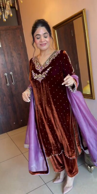 LG 2039 Brown Velvet Salwar Suit with Bead Work & Embroidery Work. Best Price ₹1999. Delivery 4-6 Working Days. Shop now. | Jump Suits, Tops & Bottoms, Track Suits, Salwar suit, Casual Suits, Creative suits, Designer Suits, Palazzo Suits, Party Wear Suits, Patiala Suits, Straight Suits, Trendy Wear