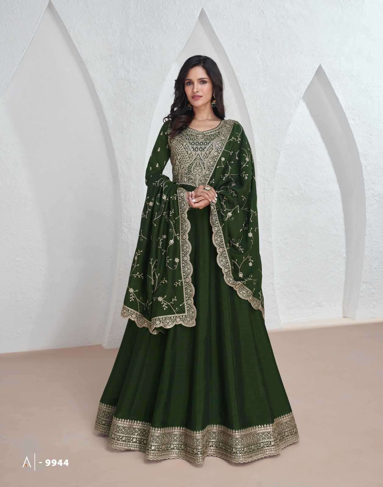 FC Saroj 9943 Green Vichitra Salwar Suit with Embroidery Work & Lace Work. Special Price ₹3049. Delivery 4-6 Working Days. Shop now. | Jump Suits, Tops & Bottoms, Track Suits, Salwar suit, Casual Suits, Creative suits, Designer Suits, Palazzo Suits, Party Wear Suits, Patiala Suits, Straight Suits, Trendy Wear