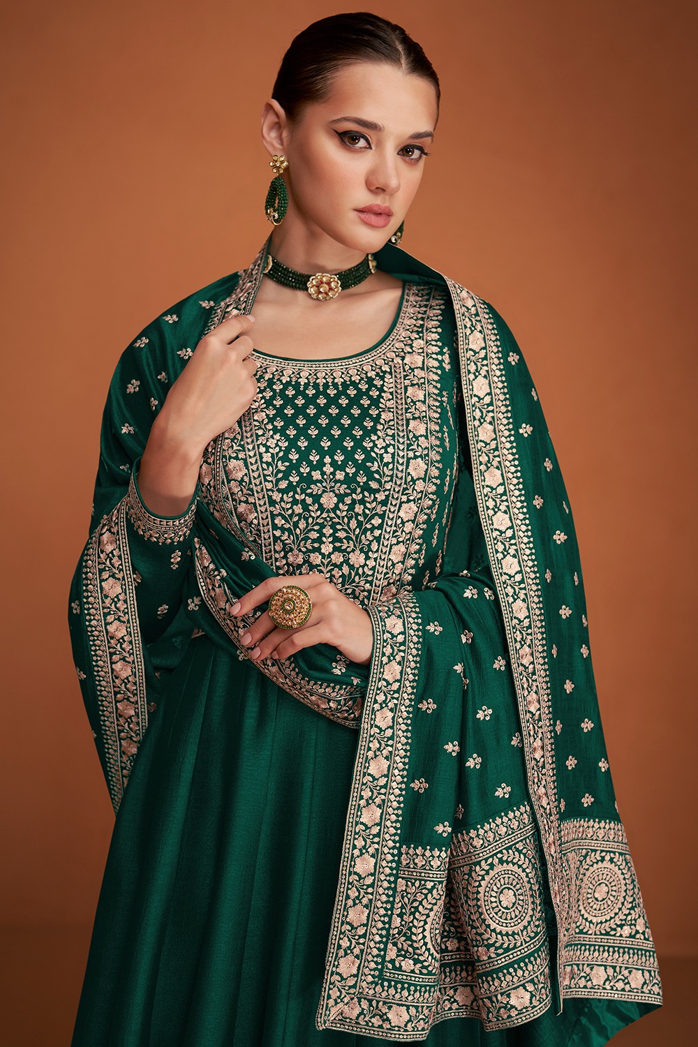 FC 9577 Green Color Vichitra Salwar Suit with Embroidery Work. Available at ₹2649 only. Delivery 4-6 Working Days. Shop now. | Jump Suits, Tops & Bottoms, Track Suits, Salwar suit, Casual Suits, Creative suits, Designer Suits, Palazzo Suits, Party Wear Suits, Patiala Suits, Straight Suits, Trendy Wear
