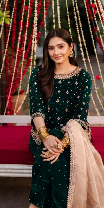 KD 1536 Green Viscose Velvet Thread Sequence Work Salwar Suit Wedding, Party, Festive, Events, Special Price ₹2399. Delivery 4-6 Working Days. Shop now. | Jump Suits, Tops & Bottoms, Track Suits, Salwar suit, Casual Suits, Creative suits, Designer Suits, Palazzo Suits, Party Wear Suits, Patiala Suits, Straight Suits, Trendy Wear
