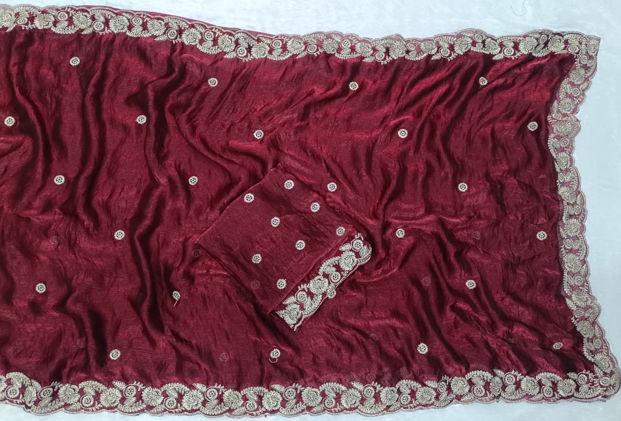 JR 655 Maroon Space Silk Saree Perfect for Wedding, Party, Pooja, Makar Sankranti, Temple Visit – . Affordable Price ₹1999. Delivery 4-6 Working Days | Sarees, Bollywood Sarees, Creative Sarees, Designer Sarees, Embroidered Sarees, Ethnic Saree, Modern Digital sarees, Party Wear Sarees
