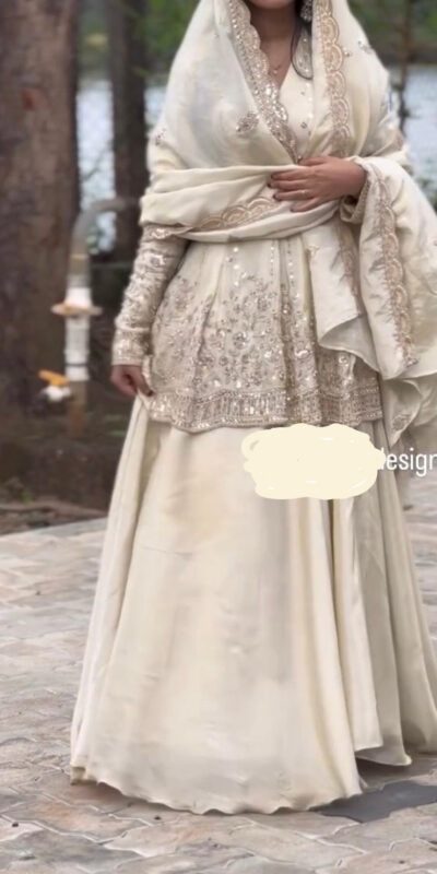 VLM 309 Off White Chinon Silk Salwar Suit with Embroidery Work & Lace Work. Get it for ₹2399. Delivery 4-6 Working Days. Shop now. | Jump Suits, Tops & Bottoms, Track Suits, Salwar suit, Casual Suits, Creative suits, Designer Suits, Palazzo Suits, Party Wear Suits, Patiala Suits, Straight Suits, Trendy Wear