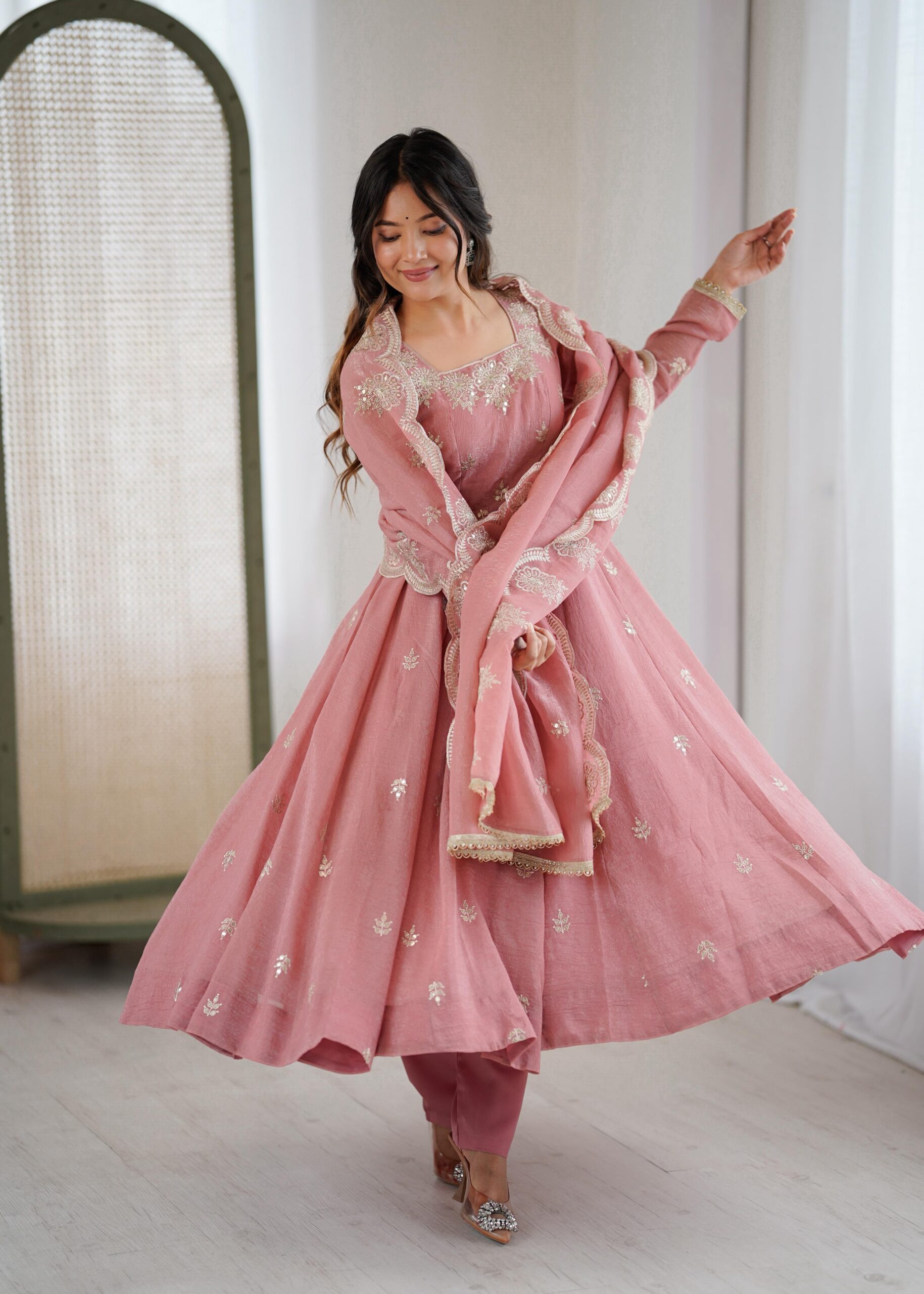ZF 5011 Onion Crunchy Silk Gown with Embroidery Work. Wedding, Party, Festive, Events Best Price ₹2099. Delivery 4-6 Working Days. Shop now. | Gowns, Bollywood Gowns, Creative Gowns, Designer Gowns, Embroidered Gowns, Party Wear Gowns