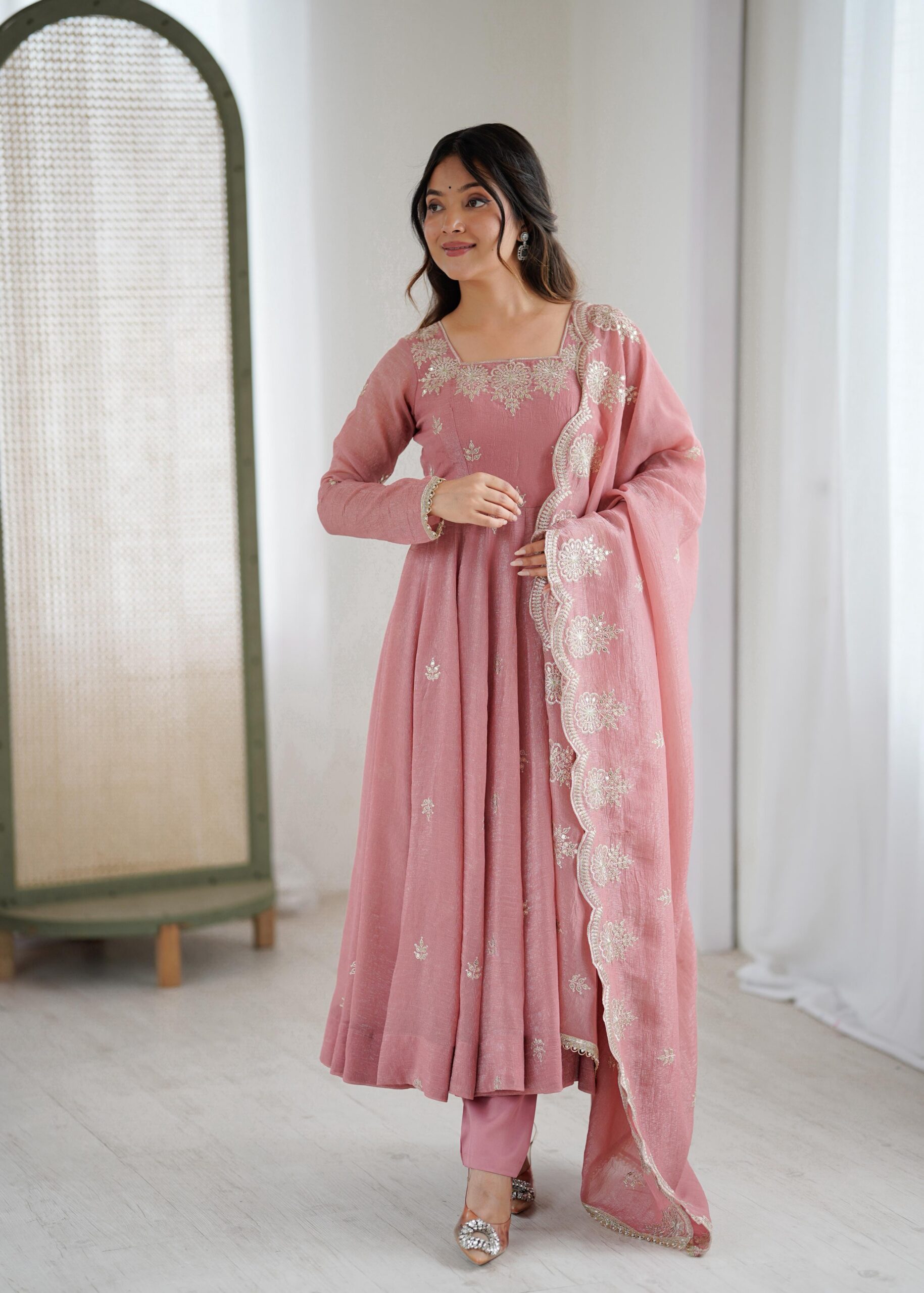 ZF 5011 Onion Crunchy Silk Gown with Embroidery Work. Wedding, Party, Festive, Events Best Price ₹2099. Delivery 4-6 Working Days. Shop now. | Gowns, Bollywood Gowns, Creative Gowns, Designer Gowns, Embroidered Gowns, Party Wear Gowns