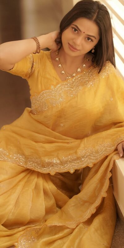 JR 642 Yellow Soft gold crush Saree Perfect for Wedding, Party, Diwali, Pongal, Baisakhi – . Now at just ₹1999. Delivery 4-6 Working Days. Shop now. | Sarees, Bollywood Sarees, Creative Sarees, Designer Sarees, Embroidered Sarees, Ethnic Saree, Modern Digital sarees, Party Wear Sarees