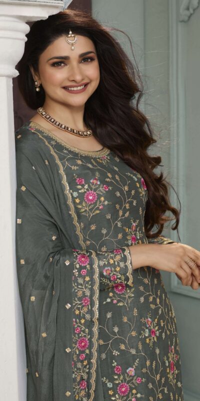 FC AVANTI 66301 Grey Chinon Salwar Suit Perfect for Wedding, Party, Traditional Day, Durga Puja, Makar Sankranti – . Get it for ₹3049. Delivery 4-6 Wor | Jump Suits, Salwar suit, Casual Suits, Creative suits, Designer Suits, Palazzo Suits, Party Wear Suits, Patiala Suits, Straight Suits
