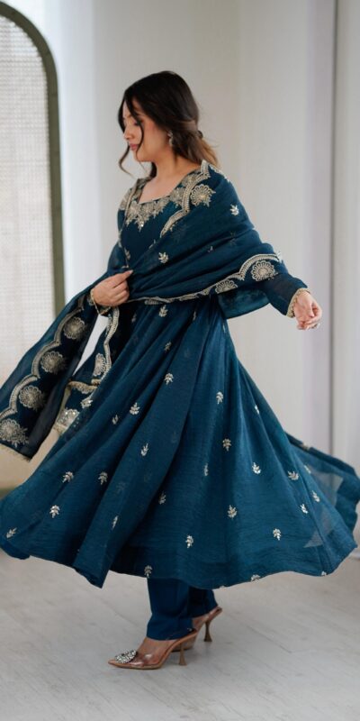 ZF 5011 Teal Crunchy Silk Gown with Embroidery Work. Wedding, Party, Festive, Events Best Price ₹2099. Delivery 4-6 Working Days. Shop now. | Gowns, Bollywood Gowns, Creative Gowns, Designer Gowns, Embroidered Gowns, Party Wear Gowns