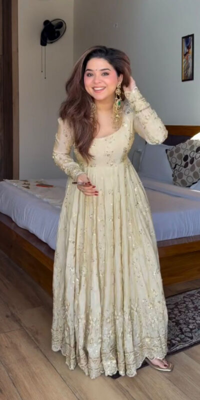 SRK 5329 Cream Crunchy Silk Salwar Suit Perfect for Wedding, Party, Onam, Housewarming, Karwa Chauth – . Get it for ₹2449. Delivery 4-6 Working Days. | Anarkali Suits, Bollywood Anarkali, Creative-Anarkali, Designer Anarkali, Embroidered Anarkali, Party Wear Anarkali