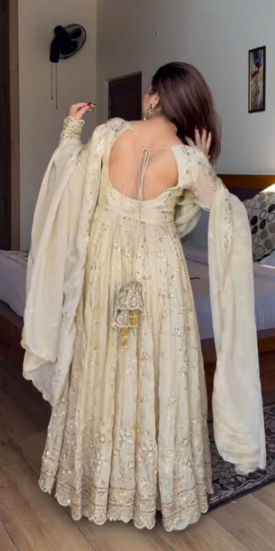 SRK 5329 Cream Crunchy Silk Salwar Suit Perfect for Wedding, Party, Onam, Housewarming, Karwa Chauth – . Get it for ₹2449. Delivery 4-6 Working Days. | Anarkali Suits, Bollywood Anarkali, Creative-Anarkali, Designer Anarkali, Embroidered Anarkali, Party Wear Anarkali