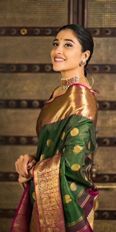 KPR 030 Green Color Soft Lichi Silk Saree with Lace Border & Lace Work. Best Price ₹1499. Delivery 4-6 Working Days. Shop now. | Sarees, Bollywood Sarees, Creative Sarees, Designer Sarees, Embroidered Sarees, Ethnic Saree, Modern Digital sarees, Party Wear Sarees