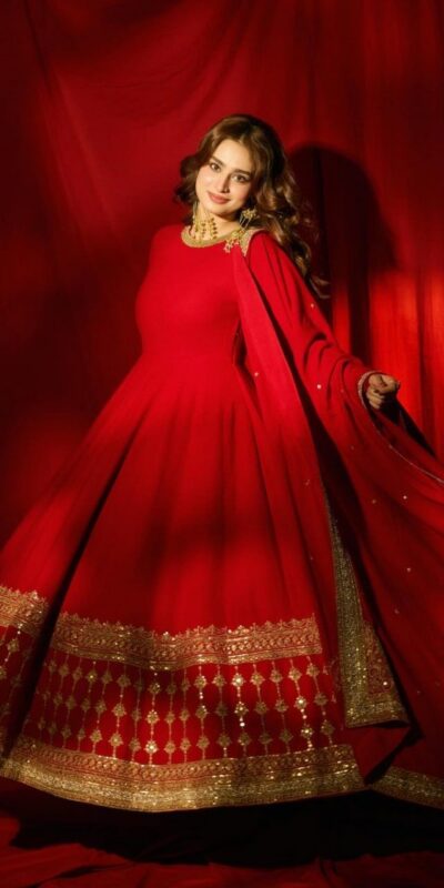 RRTC 6026 Red Color Vichitra Silk Thread Sequence Work Gown . Exclusive Offer ₹2499. Delivery 4-6 Working Days. Shop now. | Gowns, Bollywood Gowns, Creative Gowns, Designer Gowns, Embroidered Gowns, Party Wear Gowns
