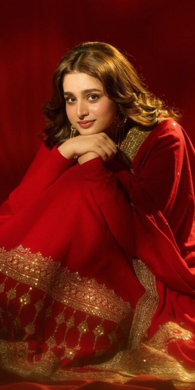 RRTC 6026 Red Color Vichitra Silk Thread Sequence Work Gown . Exclusive Offer ₹2499. Delivery 4-6 Working Days. Shop now. | Gowns, Bollywood Gowns, Creative Gowns, Designer Gowns, Embroidered Gowns, Party Wear Gowns