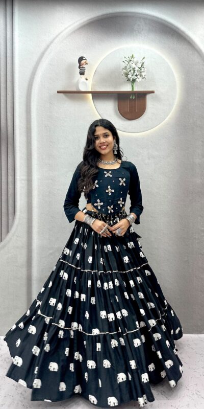 Ram 181 Black Color Pure Cotton Lehenga Choli with Cowrie Work. Festive Deal ₹2649. Delivery 4-6 Working Days. Online Shop now. | Lehenga, Bollywood Lehenga, Creative Lehenga, Designer Lehenga, Embroidered Lehenga, Party Wear Lehenga