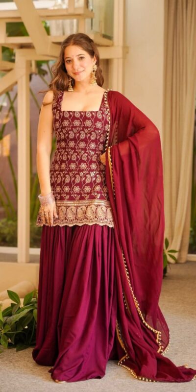 MD 3093 Red Blooming Faux Georgette Salwar Suit Perfect for Wedding, Party, Makar Sankranti, Baby Shower, Traditional Day – . Special Price ₹2149. Deliv | Jump Suits, Salwar suit, Casual Suits, Creative suits, Designer Suits, Palazzo Suits, Party Wear Suits, Patiala Suits, Straight Suits