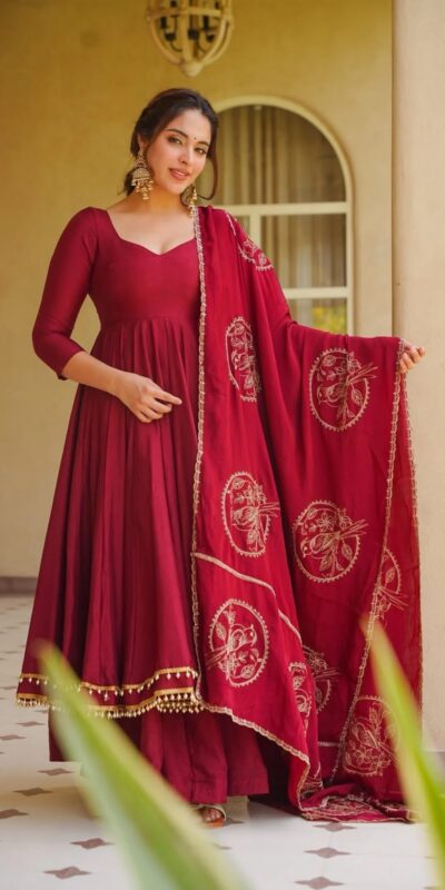 MD 3102 Maroon Colour Roman Silk Salwar Suit with Embroidery Work. Best Price ₹2549. Delivery 4-6 Working Days. Shop now. | Anarkali Suits, Bollywood Anarkali, Creative-Anarkali, Designer Anarkali, Embroidered Anarkali, Party Wear Anarkali