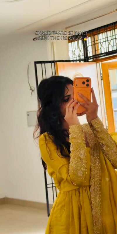 ZF 6012 Yellow in Gold Crush Zari Work & Embroidery Work Gown . Affordable Price ₹2149. Delivery 4-6 Working Days. Shop now. | Gowns, Bollywood Gowns, Creative Gowns, Designer Gowns, Embroidered Gowns, Party Wear Gowns