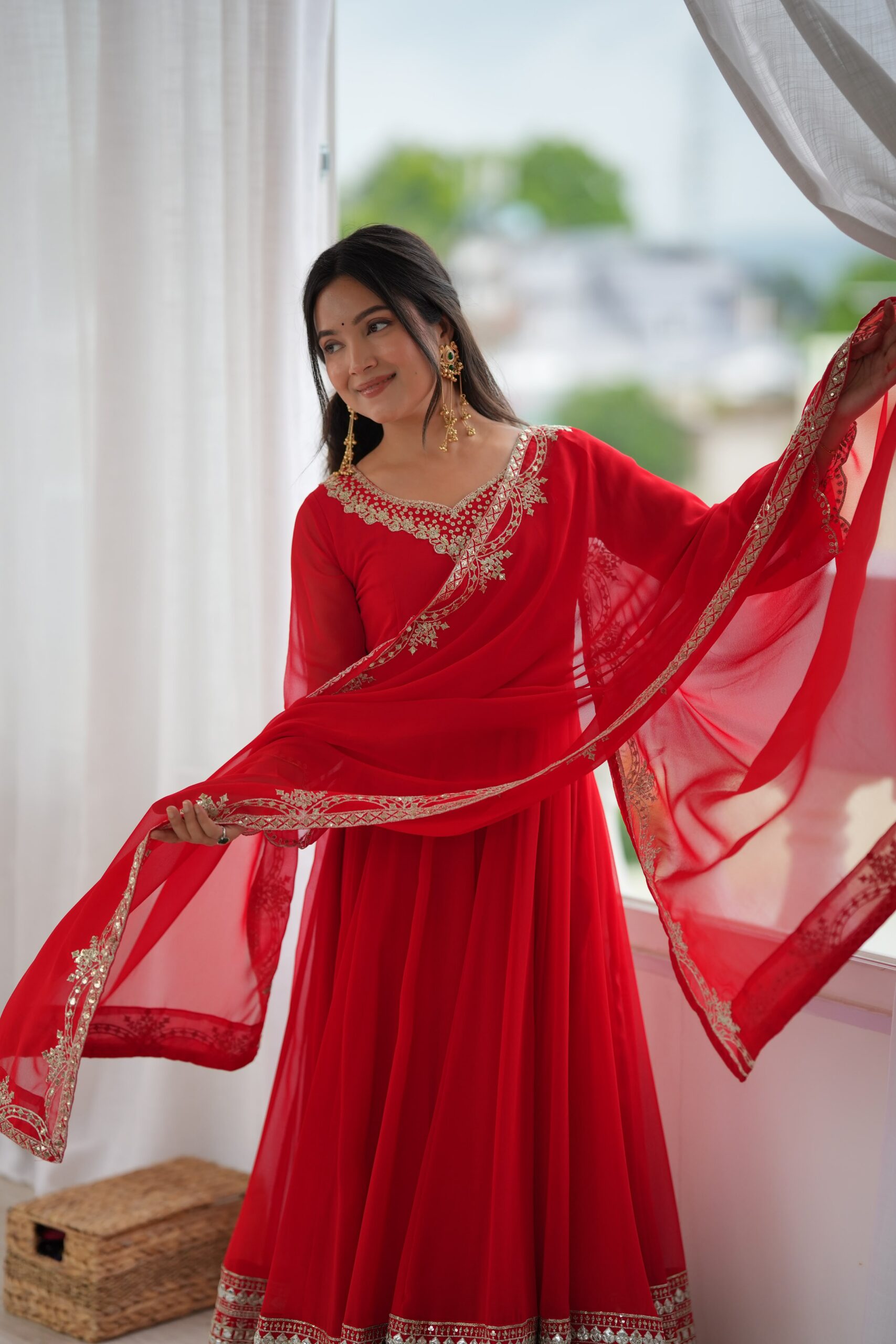 SSR 549 Red Fox Perfect for Wedding, Party, Durga Puja, Diwali, Anniversary –Georgette Gown. Now at just ₹2449. Delivery 4-6 Working Days. Shop now. | Gowns, Bollywood Gowns, Creative Gowns, Designer Gowns, Embroidered Gowns, Party Wear Gowns