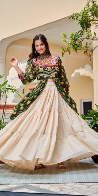 Ram 131 Green in Pure Cotton Mirror Work & Gamthi Work Lehenga Choli . Exclusive Offer ₹2949. Delivery 4-6 Working Days. Shop now. | Lehenga, Bollywood Lehenga, Creative Lehenga, Designer Lehenga, Embroidered Lehenga, Party Wear Lehenga