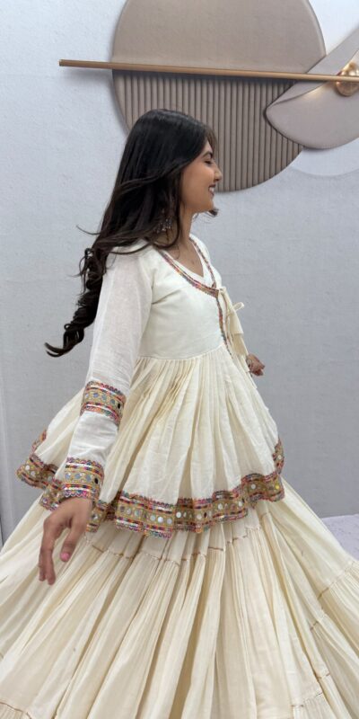 PC 596 Off White in Pure Cotton Mirror Work & Gamthi Work Lehenga Choli . Exclusive Offer ₹2999. Delivery 4-6 Working Days. Shop now. | Lehenga, Bollywood Lehenga, Creative Lehenga, Designer Lehenga, Embroidered Lehenga, Party Wear Lehenga