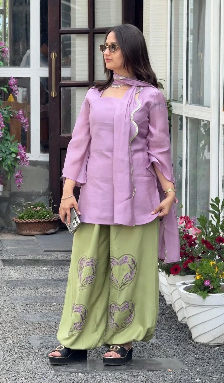 MD 3106 Lavender Mal Chanderi Salwar Suit Perfect for Wedding, Party, Baisakhi, Housewarming, Sangeet – Introductory Price ₹2249. Delivery 4-6 Working D | Jump Suits, Salwar suit, Casual Suits, Creative suits, Designer Suits, Palazzo Suits, Party Wear Suits, Patiala Suits, Straight Suits