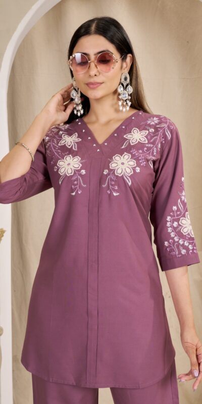 DIVA 169 Onion Colour Rayon Cotton Kurti with Embroidery Work. Introductory Price ₹1999. Delivery 4-6 Working Days. Shop now. | Kurti, Bollywood Kurti, Creative Kurtis, Designer Kurti, Party Wear Kurti, Selfie Kurti