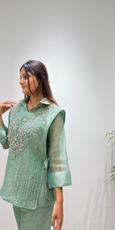 BE 484 Sea Green Colour | Brown Salsa Silk Kurti with Hand Work. Get it for ₹2199. Delivery 4-6 Working Days. Online Shop now. | Kurti, Bollywood Kurti, Creative Kurtis, Designer Kurti, Party Wear Kurti, Selfie Kurti