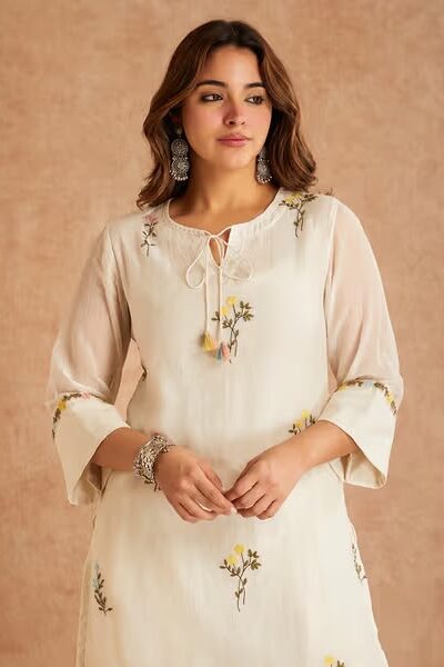 Fancy White Cotton Silk Digital Print Work Salwar Suit .