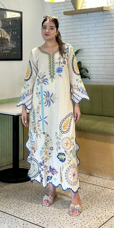 Fancy White Star Silk Embroidery Work Salwar Suit