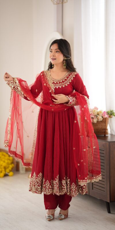 Glowing Maroon Doremon Crush Sequence Work Gown
