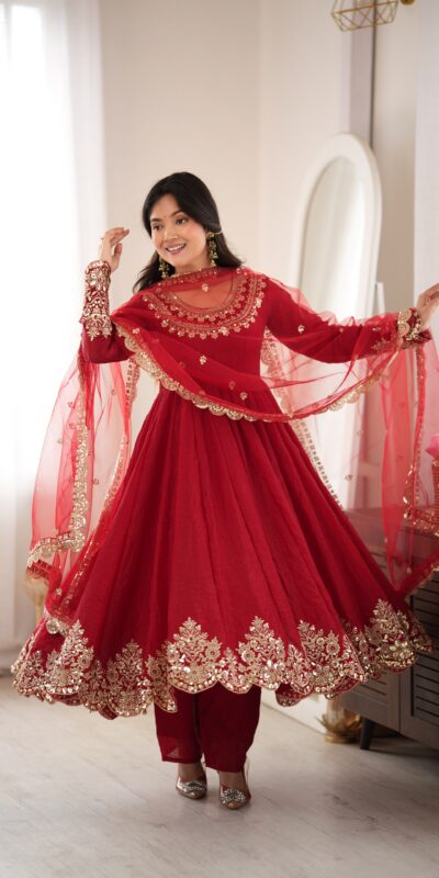 Glowing Maroon Doremon Crush Sequence Work Gown