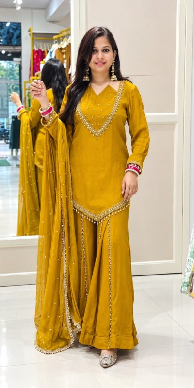Pretty Mustered Roman Glass Mirror Work Salwar Suit
