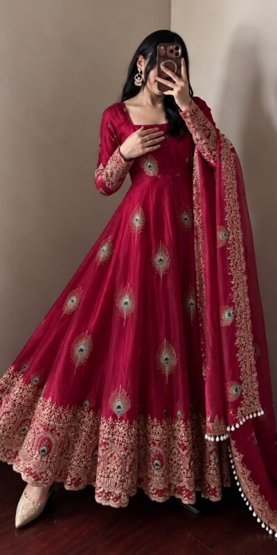 SRK 5372 Red Fendy Silk Gown with Embroidery Work & Sequins Work. Special Price ₹2799. Delivery 4-6 Working Days. Shop now. | Gowns, Bollywood Gowns, Creative Gowns, Designer Gowns, Embroidered Gowns, Party Wear Gowns