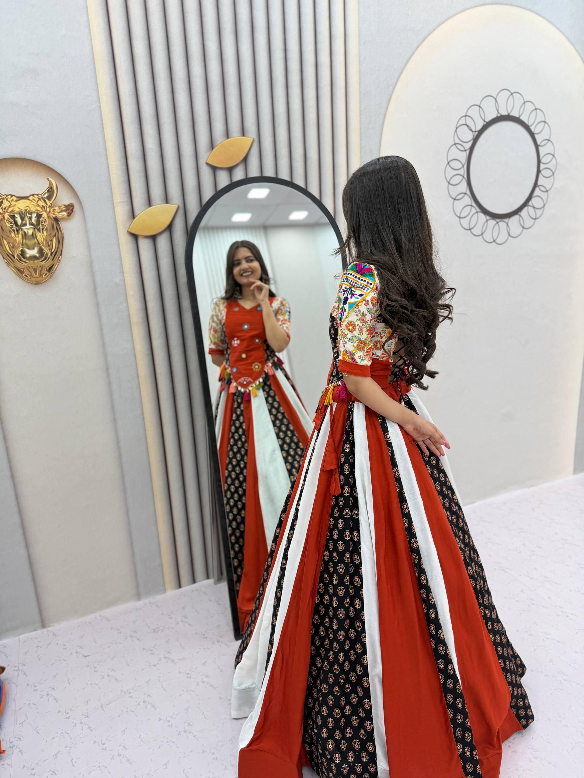 PC 587 Red in Pure Cotton Mirror Work & Gamthi Work Lehenga Choli . Exclusive Offer ₹3049. Delivery 4-6 Working Days. Shop now. | Lehenga, Bollywood Lehenga, Creative Lehenga, Designer Lehenga, Embroidered Lehenga, Party Wear Lehenga