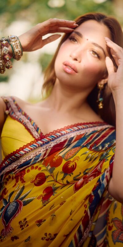 Pretty Yellow Fox Georgette Print With Fancy Lace Work Saree