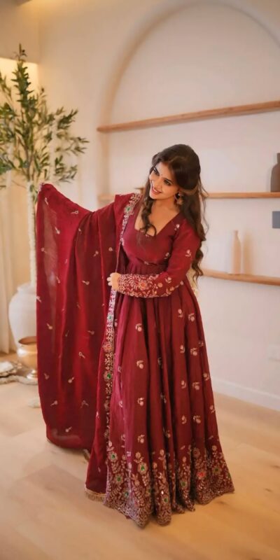 Super Maroon Doremon Crush Sequence Work Gown