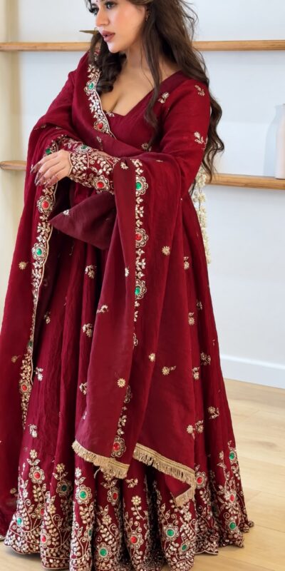 Super Maroon Doremon Crush Sequence Work Gown