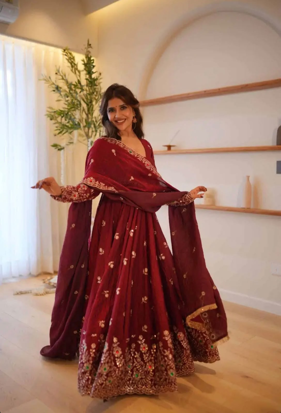 Super Maroon Doremon Crush Sequence Work Gown