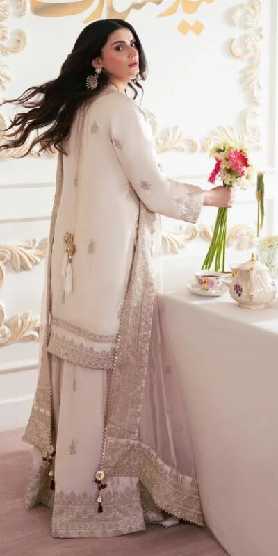 LG 2160 White French Crep Silk Salwar Suit Perfect for Wedding, Party, Engagement, Baisakhi, Pongal – . Special Price ₹2799. Delivery 4-6 Working Days | Jump Suits, Salwar suit, Casual Suits, Creative suits, Designer Suits, Palazzo Suits, Party Wear Suits, Patiala Suits, Straight Suits