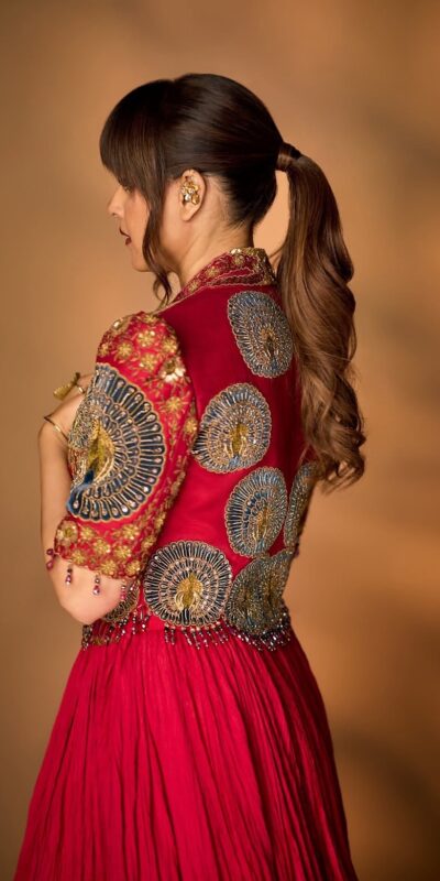 BB 100 Red Rangoli Crush Silk Lehenga Choli with Sequins Work & Embroidery Work. Affordable Price ₹2999. Delivery 4-6 Working Days. Shop now. | Lehenga, Bollywood Lehenga, Creative Lehenga, Designer Lehenga, Embroidered Lehenga, Party Wear Lehenga