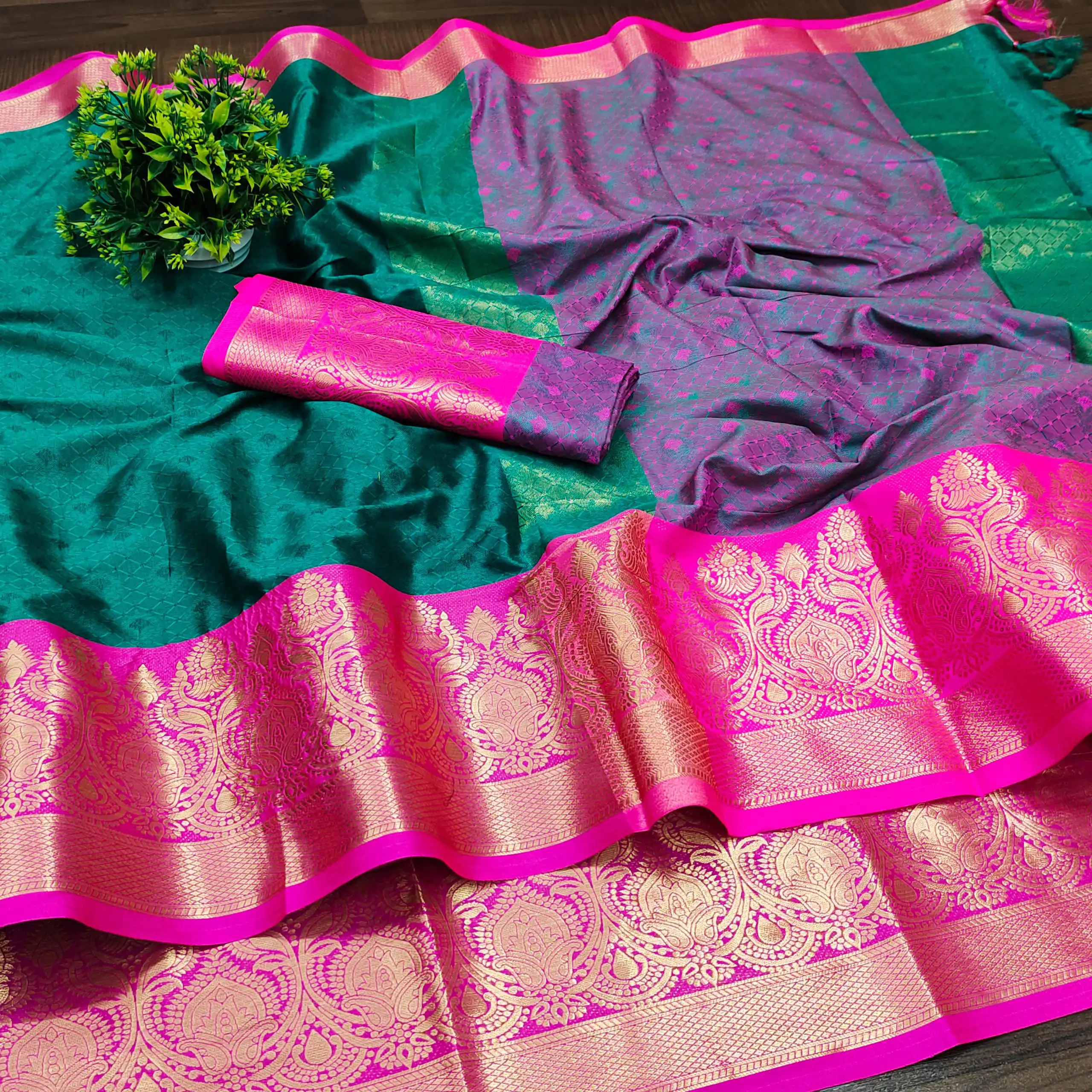 MB™️ 3204 Green Color Pure Mercerized Cotton Silk Saree Casual, Wedding, Party Wear, Festival, Events, Etc. Expected Delivery 4-6 Working Days @1449/- | Sarees, Bollywood Sarees, Creative Sarees, Designer Sarees, Embroidered Sarees, Ethnic Saree, Modern Digital sarees, Party Wear Sarees