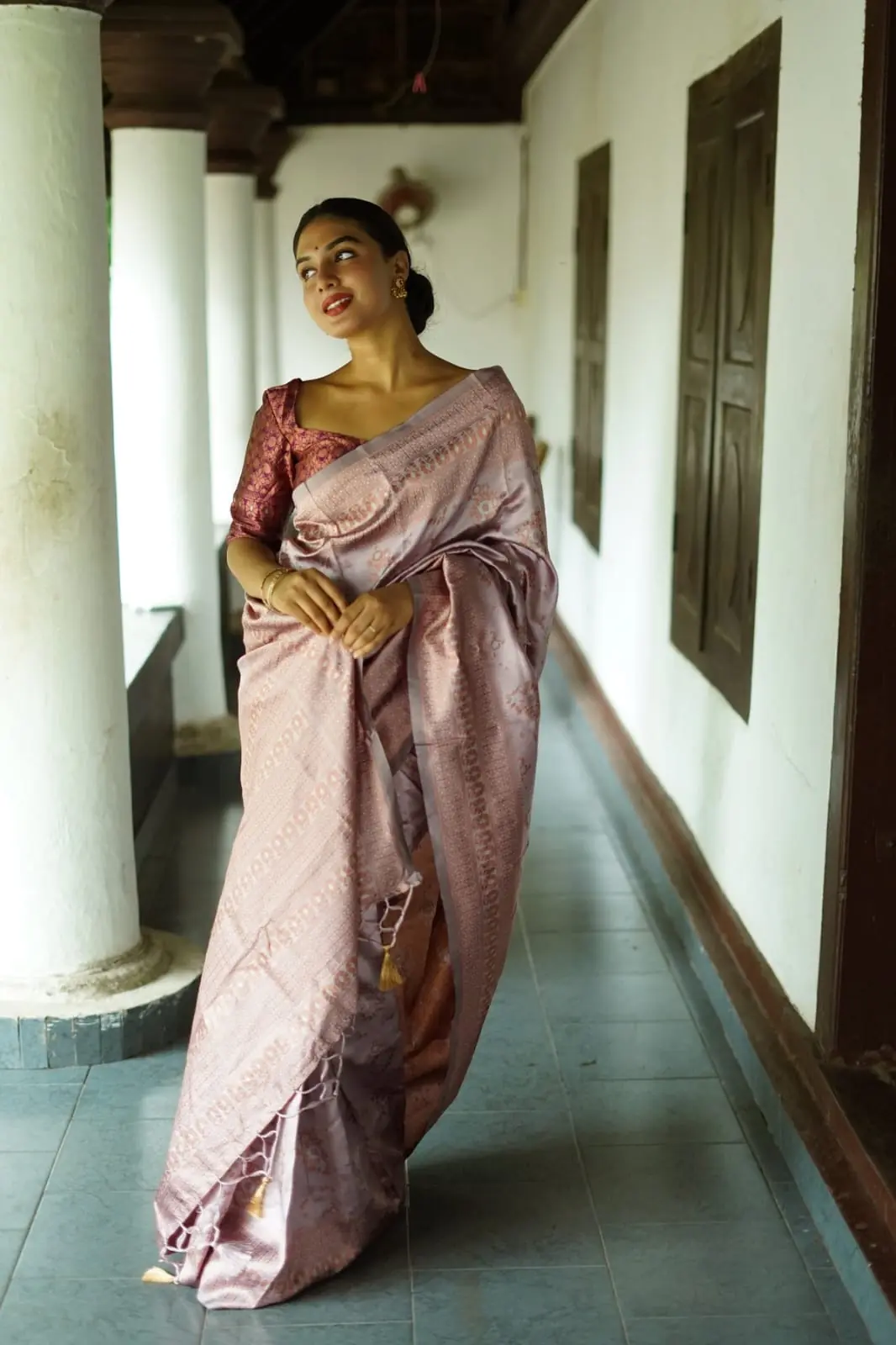 DDF 126 Cream Color Soft Lichi Silk Ordinary Design Rich Pallu Saree Casual, Party Wear, Events, Festivals Etc. Expected Delivery 4-6 Working Days 1549 | Sarees, Bollywood Sarees, Creative Sarees, Designer Sarees, Embroidered Sarees, Ethnic Saree, Modern Digital sarees, Party Wear Sarees