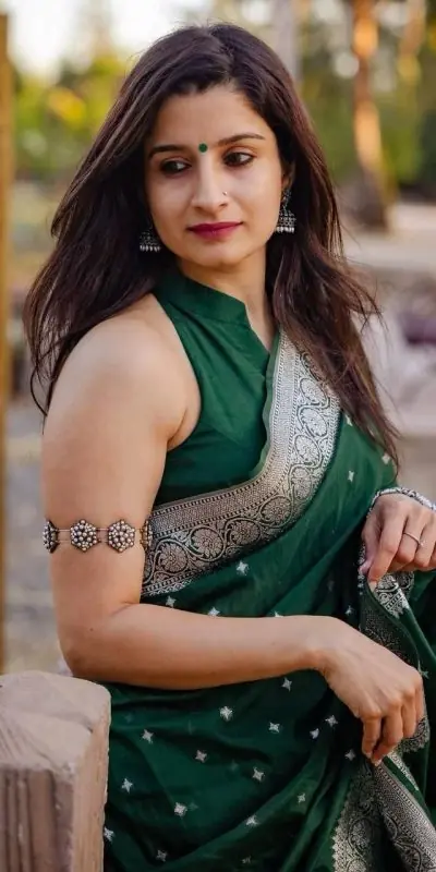 KP 5064 Green Color Soft Lichi Silk Cloth Beautiful Rich Pallu Saree Casual, Party Wear, Wedding, Events Etc. Expected Delivery 4-6 Working Days @ 1399/- | Sarees, Bollywood Sarees, Creative Sarees, Designer Sarees, Embroidered Sarees, Ethnic Saree, Modern Digital sarees, Party Wear Sarees