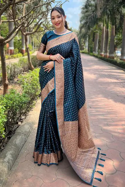 MS 436 Peacock Green Color Soft Lichi Silk Border And Rich Pallu Saree Casual, Party Wear, Wedding, Events, Etc. Expected Delivery 4-6 Working Days 1399/- | Sarees, Bollywood Sarees, Creative Sarees, Designer Sarees, Embroidered Sarees, Ethnic Saree, Modern Digital sarees, Party Wear Sarees
